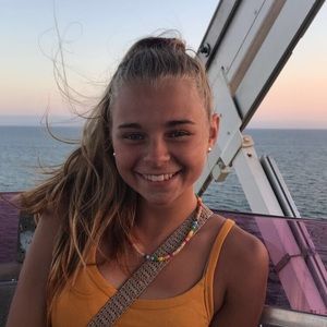 Meet your Posher, Meaghan